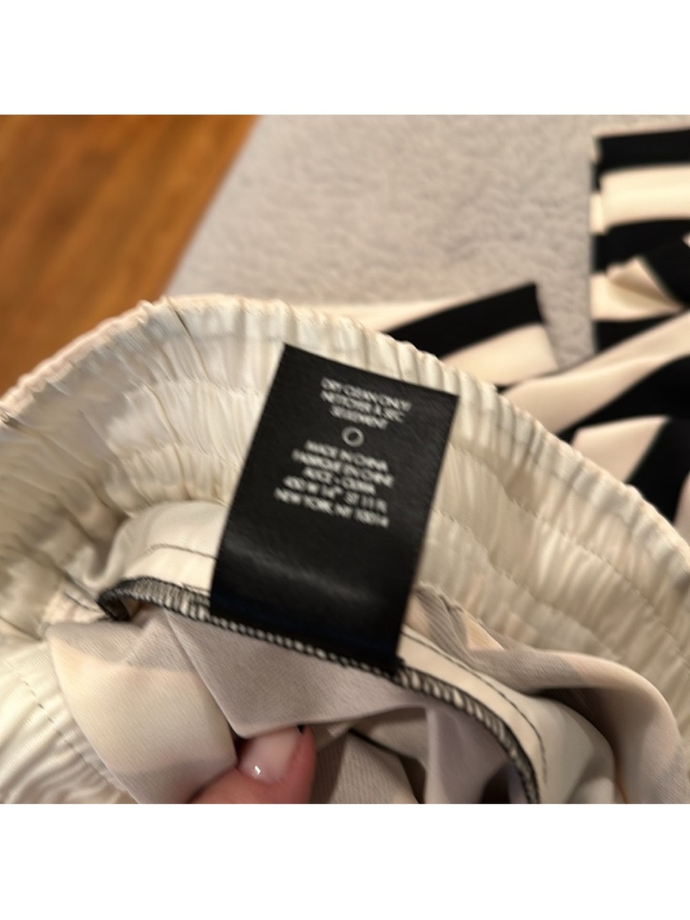 Alice + Olivia Black & Cream Vertical-Stripe Wide-Leg Pants - Picture 5 of 5
